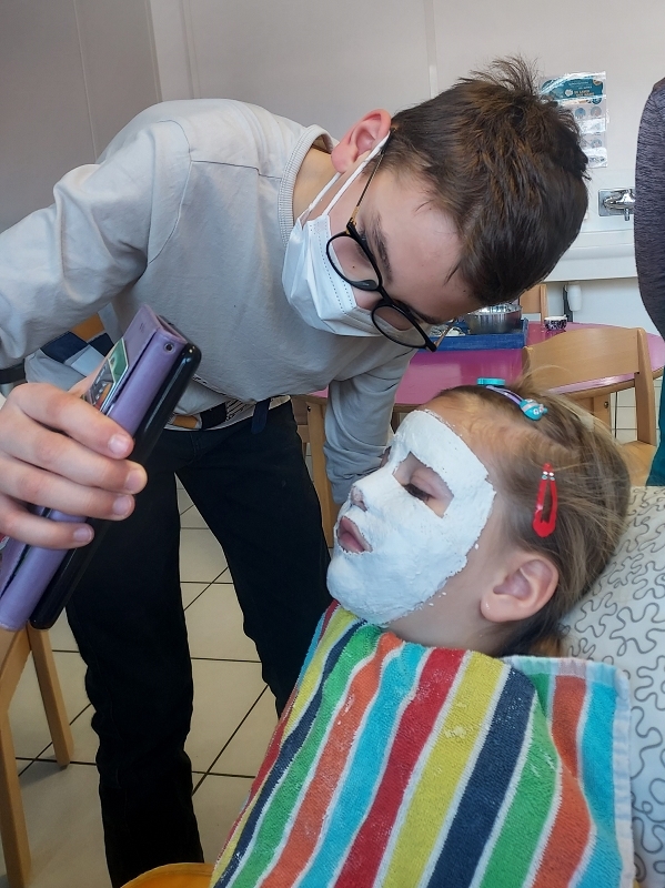 Masque En Plâtre Artisanal Fait Main - Pièce Unique De Décoration